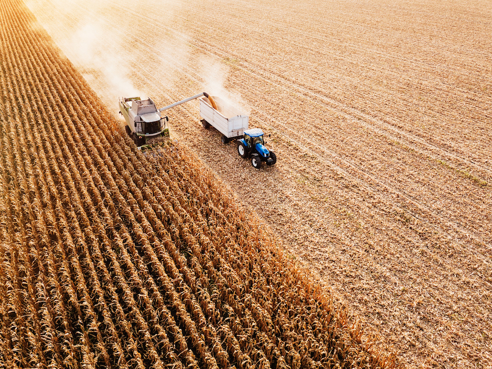 Een oogstmachine bedienen, met een tractor rijden die een werktuig, een balenpers, een plantmachine, een zaaimachine, een freesmachine, een machine voor grondverzet bedient ... kan niet langer. 