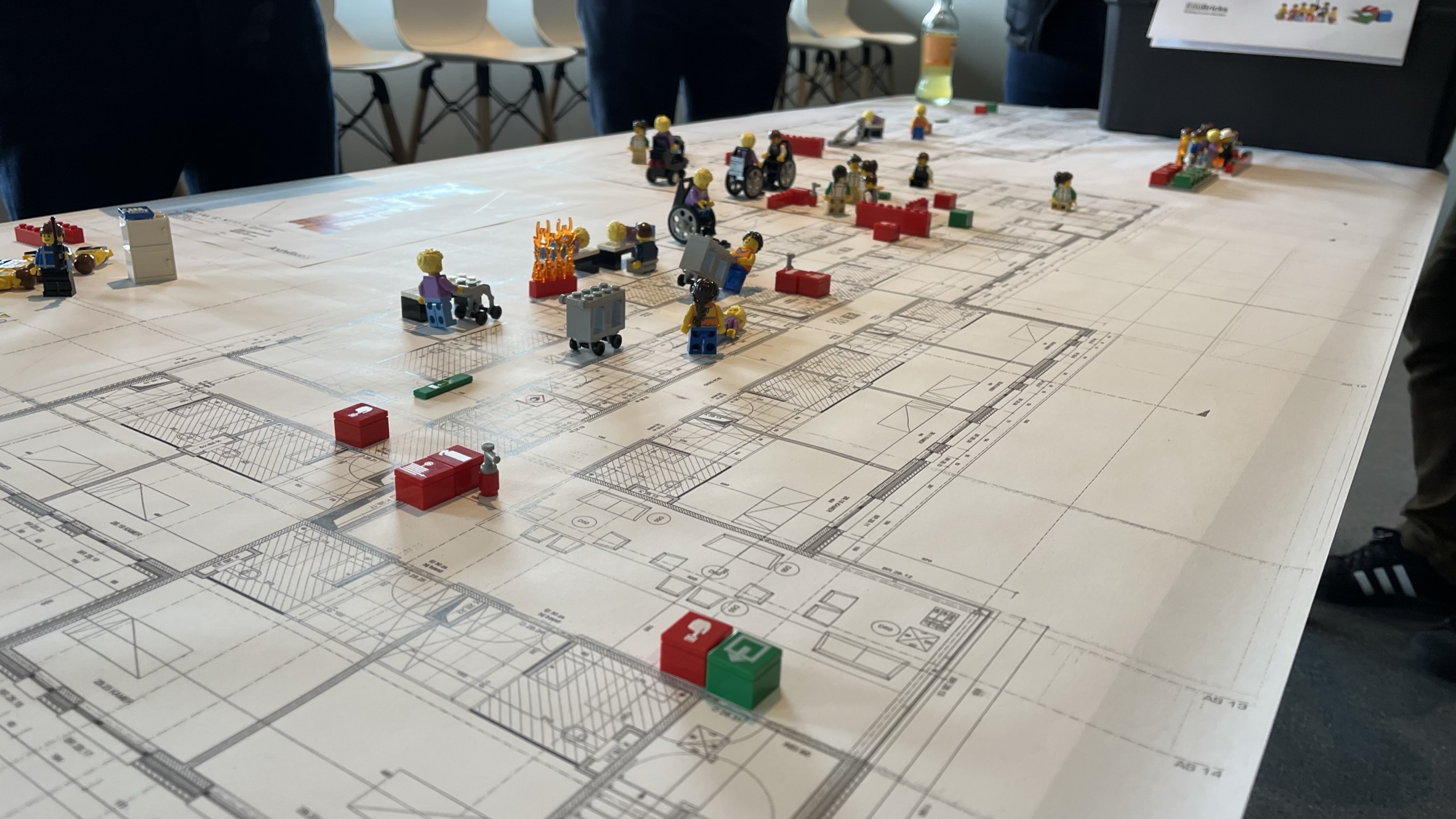 Evacuatieoefening met LEGO EduBricks